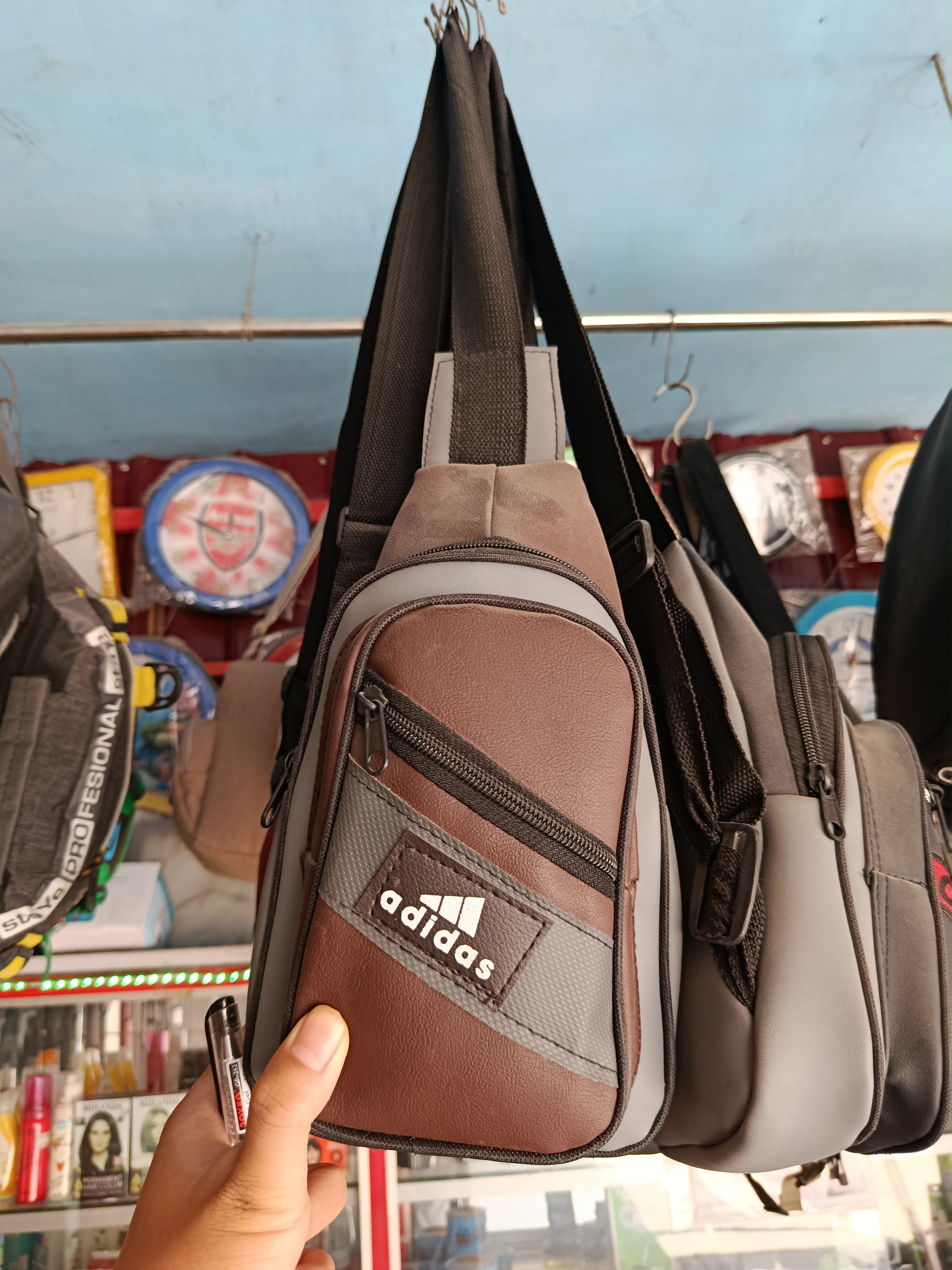 Tas Selempang Pria